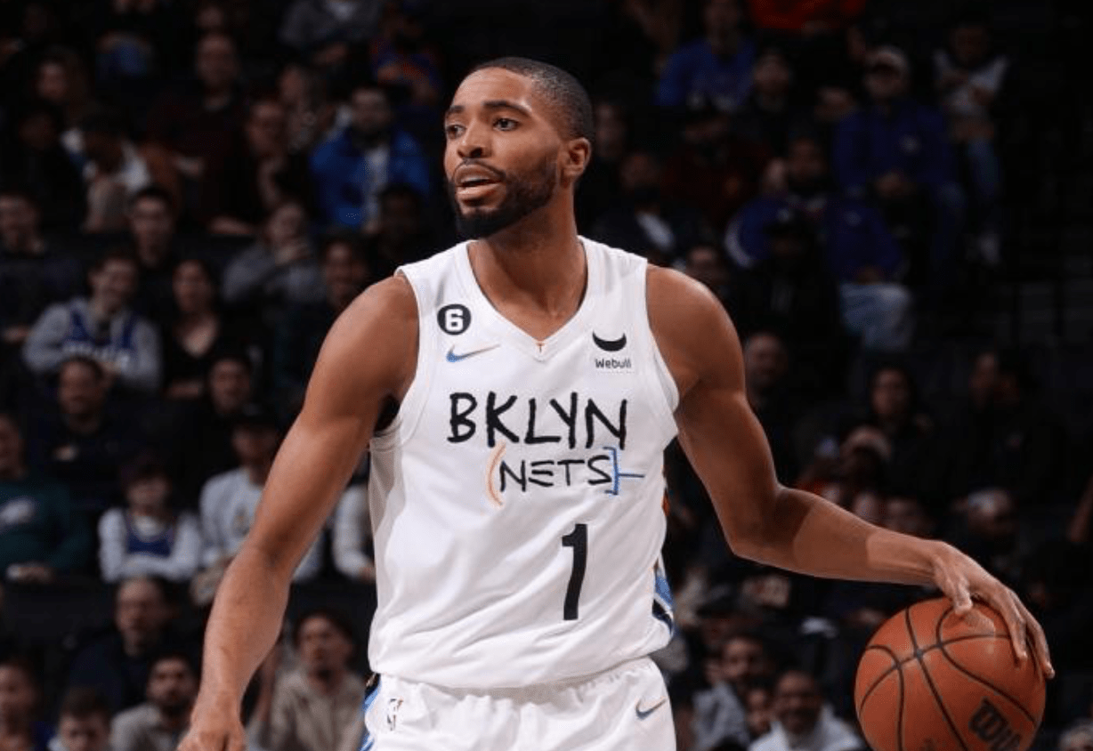 包含NBA总决赛今夜再迎强敌;布鲁克林篮网迎来里程碑;主帅态度:质疑声仍在;团队化学反应显著的词条 包含NBA总决赛今夜再迎强敌;布鲁克林篮网迎来里程碑;主帅态度:质疑声仍在;团队化学反应显著的词条